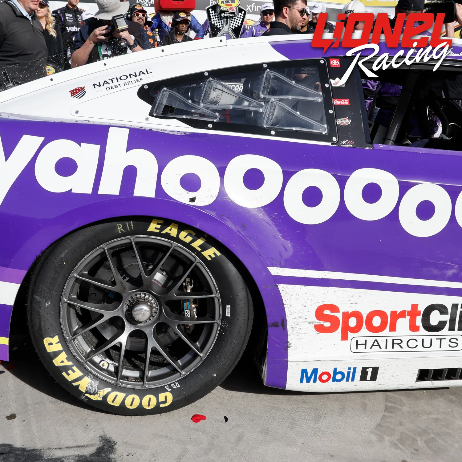 Denny Hamlin Las Vegas Race Win 1:64 Standard 2026 Diecast Chassis Car Preorder - Currently Projected October - Image 5