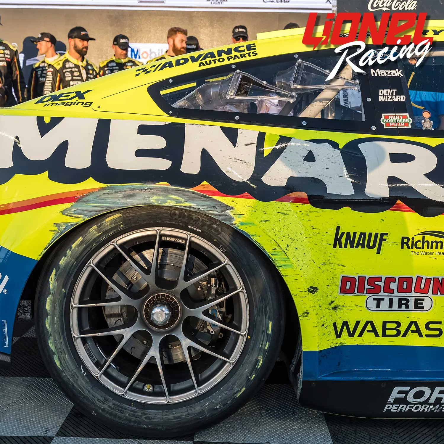 Ryan Blaney Phoenix Race Win 1:24 Color Chrome 2025 Diecast Car Preorder - Currently Projected October - Image 3