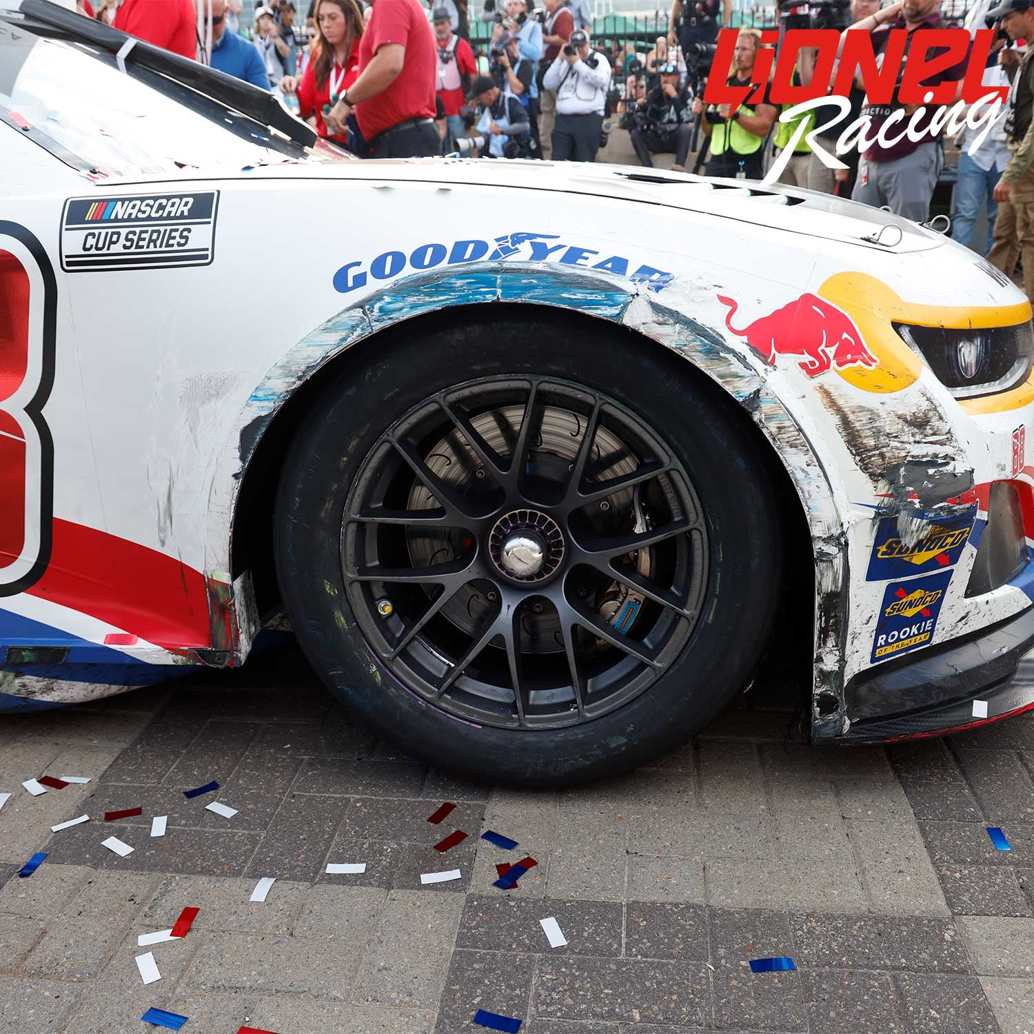 Shane van Gisbergen ELITE Charlotte Roval Race Win 1:24 2025 Diecast Car Preorder - Currently Projected October - Image 3