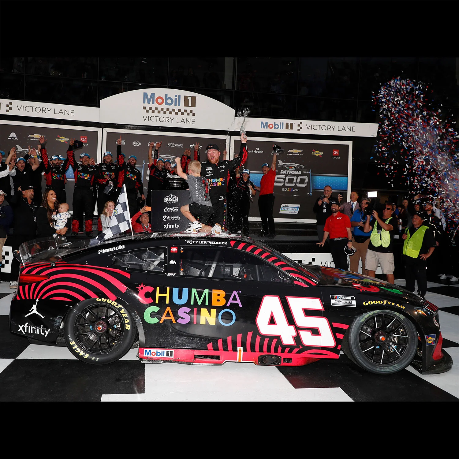 Tyler Reddick Daytona 500 Race Win 1:24 Standard 2026 Diecast Car Preorder - Currently Projected September - Image 2