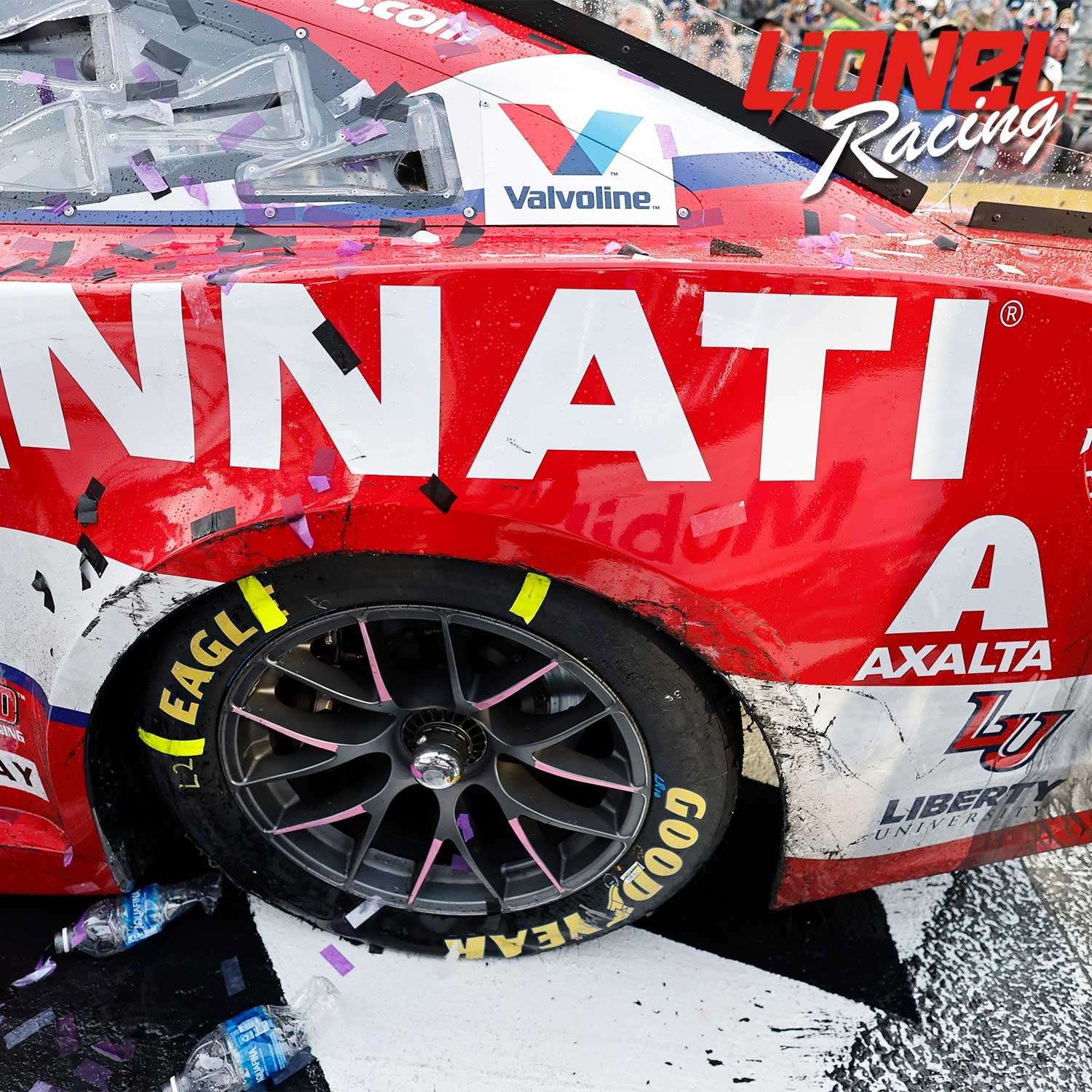 William Byron ELITE Martinsville Race Win 1:24 2025 Diecast Car Preorder - Currently Projected October - Image 5